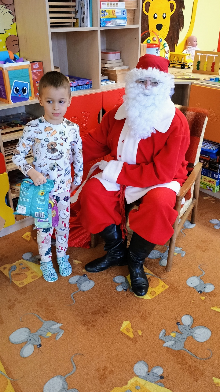 IMG_20251205_094705693_AE (720x1280)